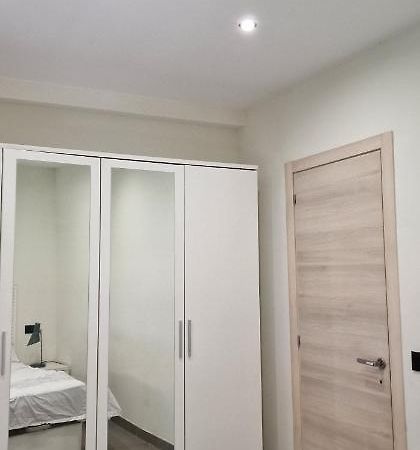 Private Room In The Center Of Estepona Exterior foto