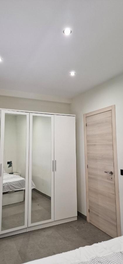 Private Room In The Center Of Estepona Exterior foto